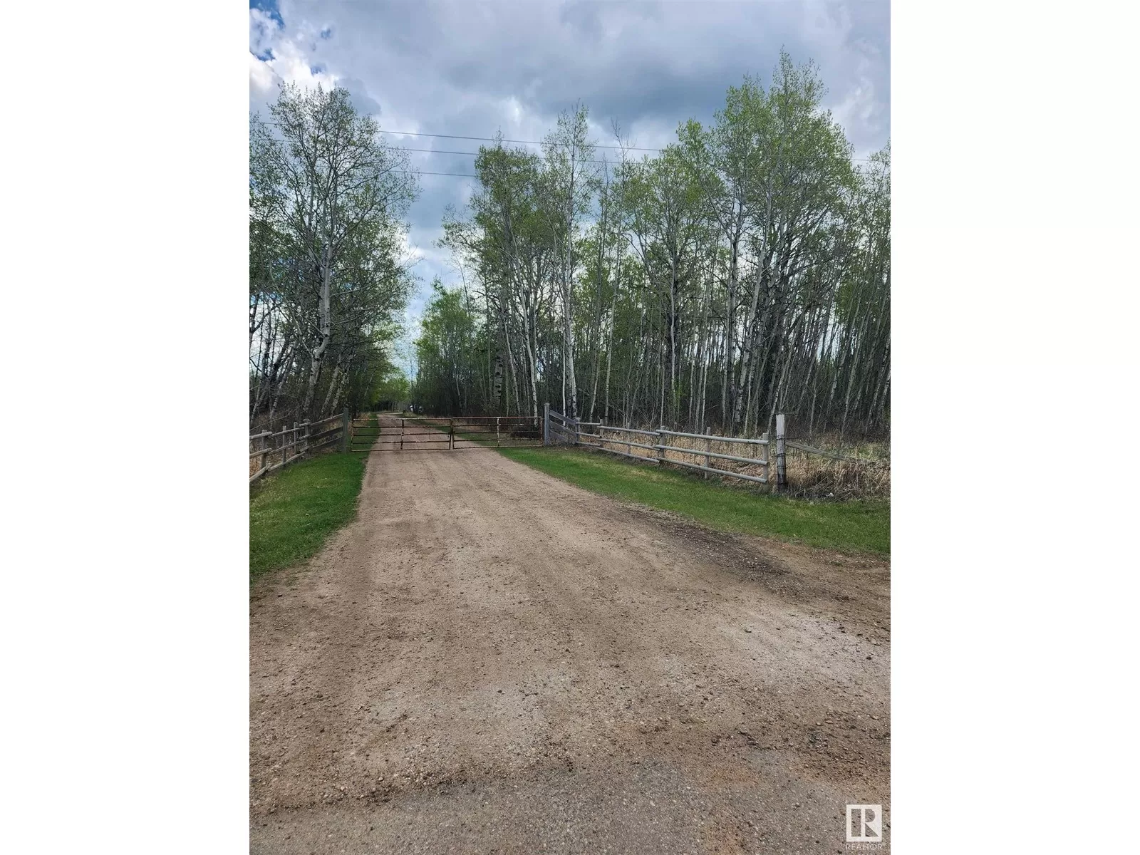 House for rent: #65461 Hwy 36, Rural Lac La Biche County, Alberta T0A 2C2