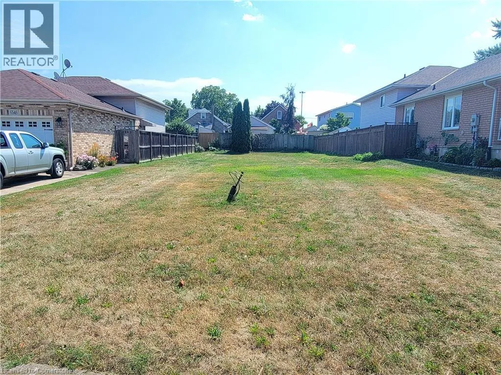 6554 Harper Drive, Niagara Falls, Ontario L2E 7K6