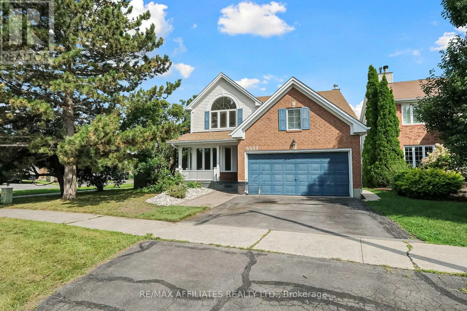 House for rent: 6557 Morningview Street, Ottawa, Ontario K1C 7H1