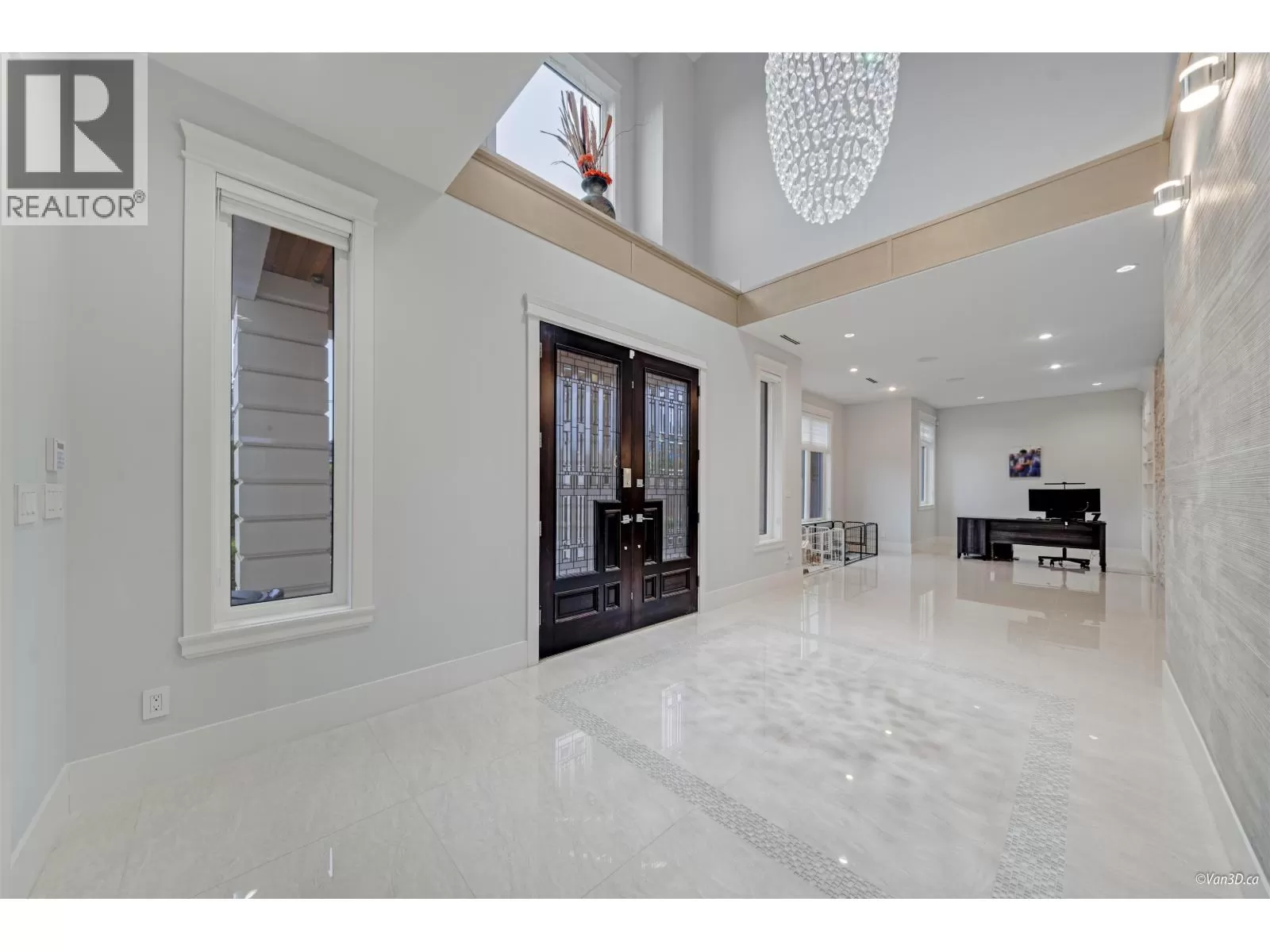 House for rent: 656 Blue Mountain Street, Coquitlam, British Columbia V3J 4R6