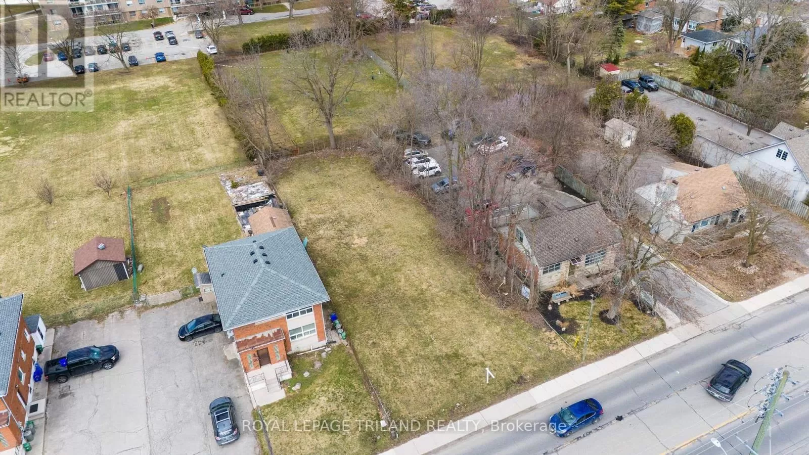 656 Huron Street, London East, Ontario N5Y 4J8