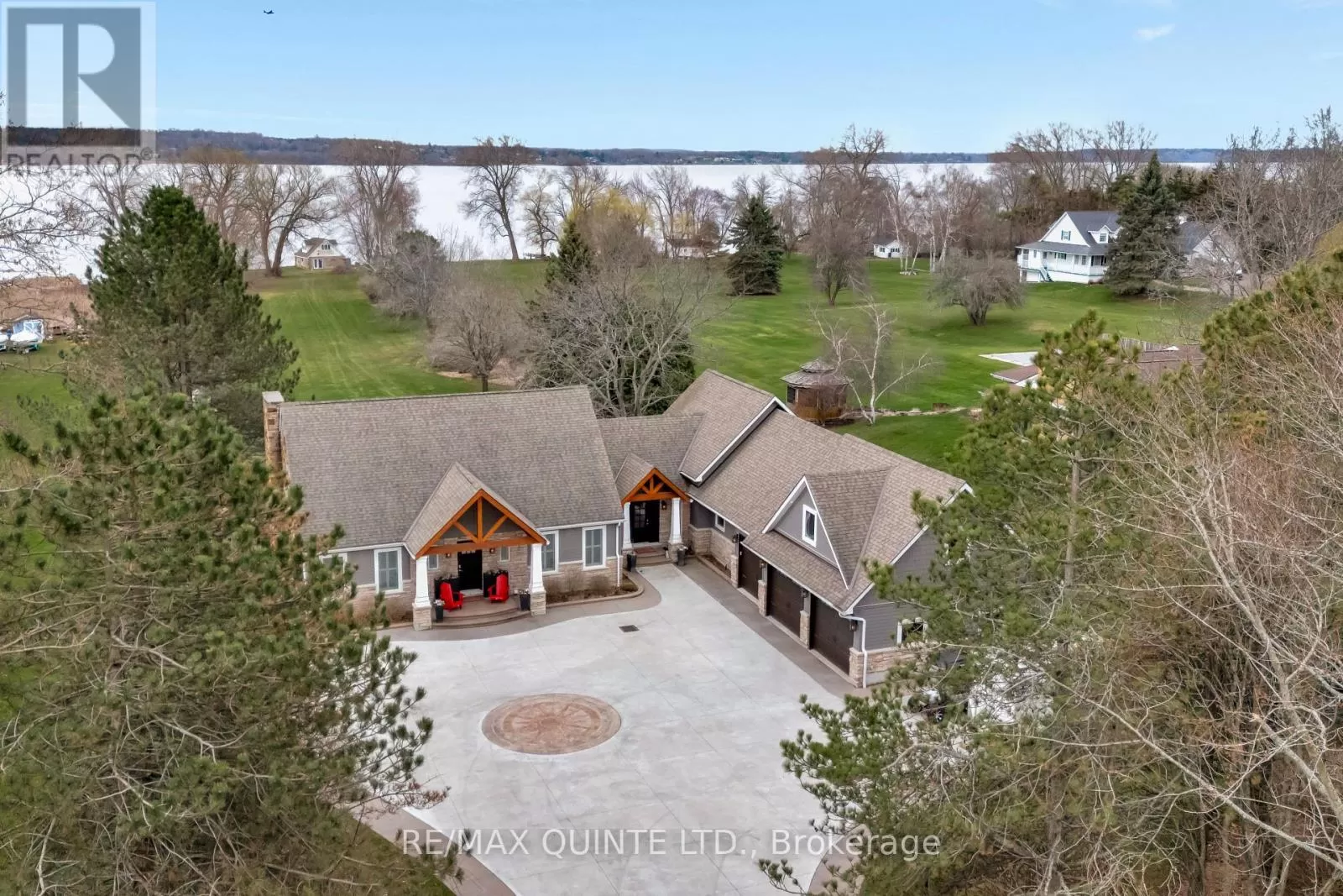 House for rent: 658 Old Highway 2, Quinte West, Ontario K8V 5P5