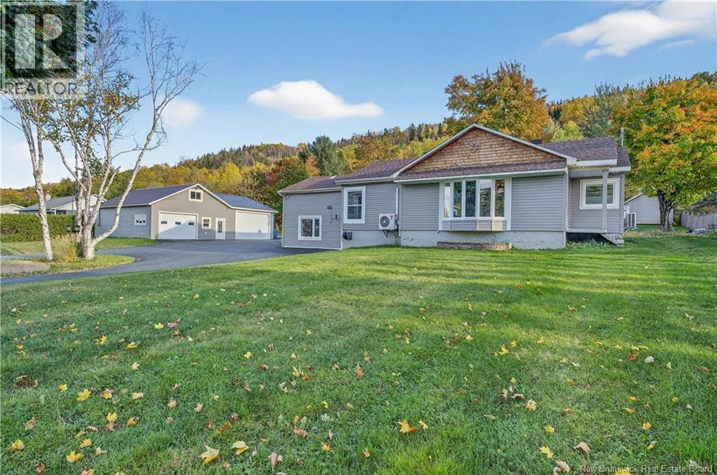 House for rent: 658 Vanier Street, Campbellton, New Brunswick E3N 1V7