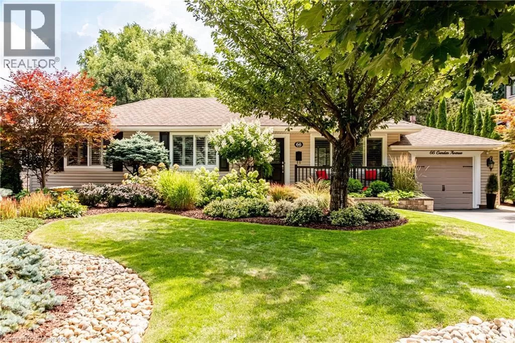 House for rent: 66 Garden Avenue, Ancaster, Ontario L9G 2J5