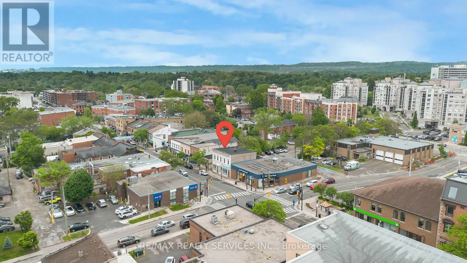 66 King Street W, Hamilton, Ontario L9H 1T8