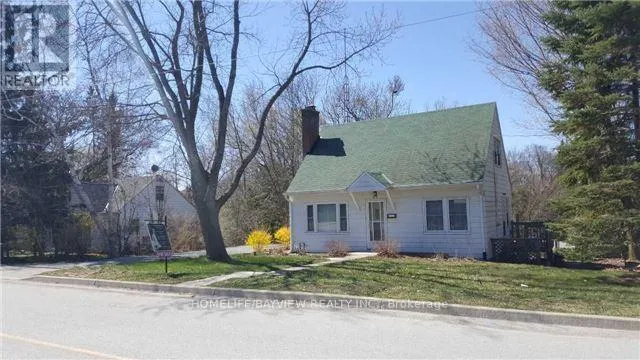 House for rent: 66 Roxborough Road, Newmarket, Ontario L3Y 3L2