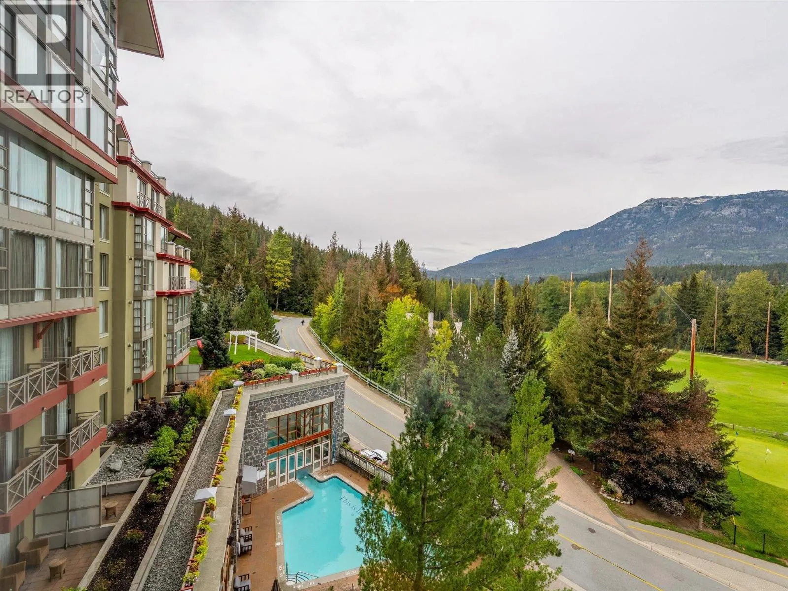 Apartment for rent: 660 4090 Whistler Way, Whistler, British Columbia V8E 1J3