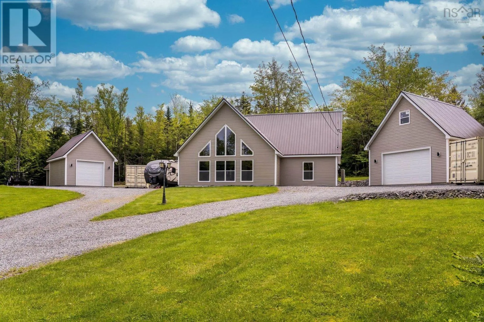 House for rent: 660 St Andrews River Road, Shubenacadie East, Nova Scotia B0N 2H0