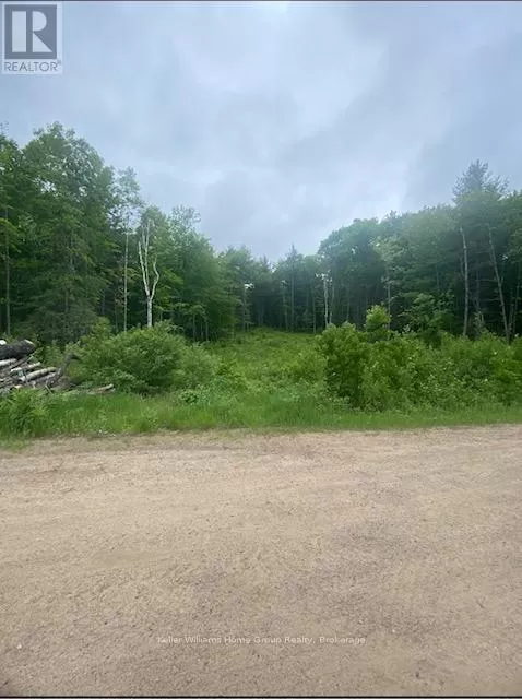 662 Long Lake Road, Madawaska Valley, Ontario K0J 2M0