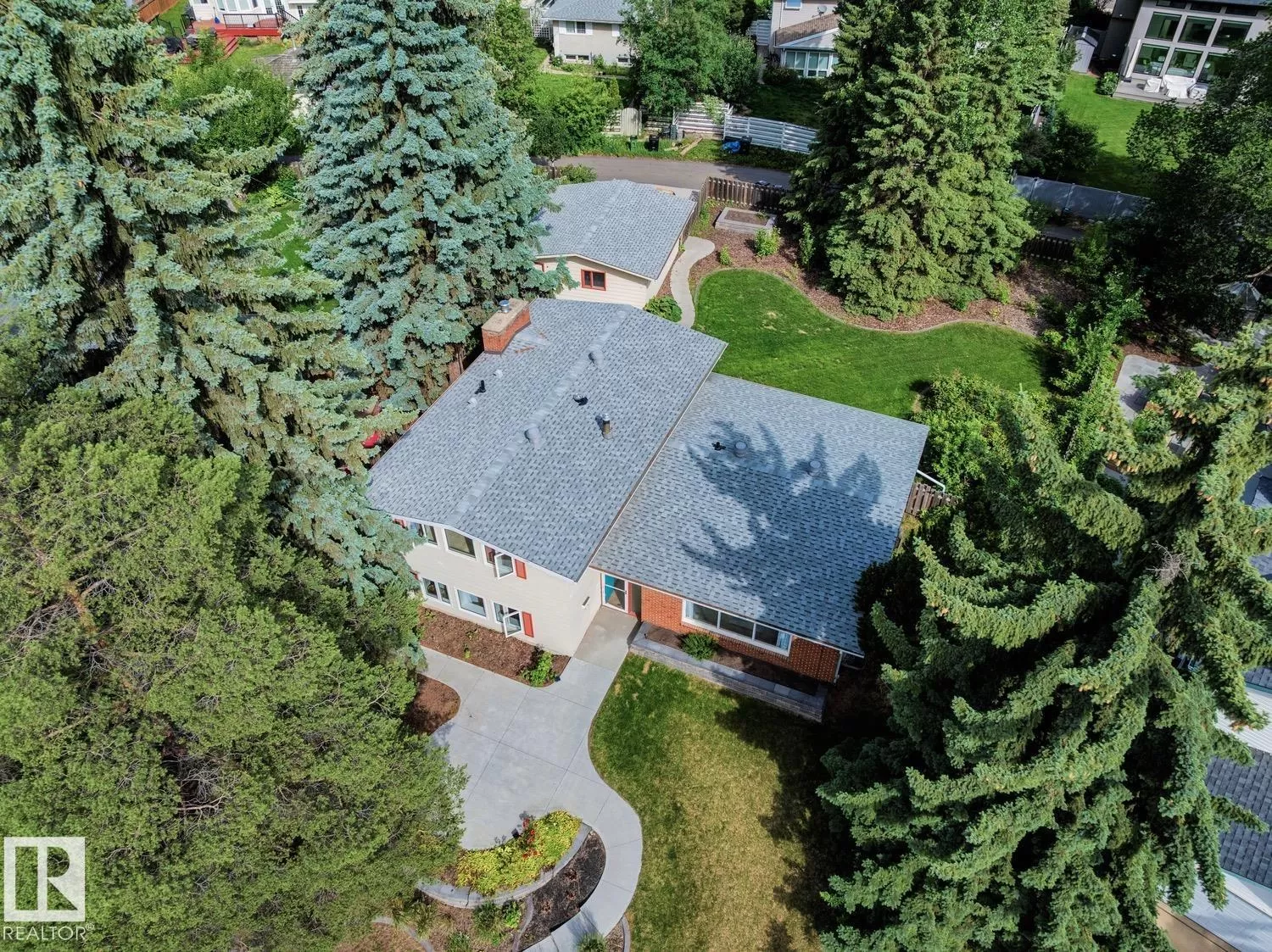 House for rent: 6628 124 St Nw, Edmonton, Alberta T6H 3V3