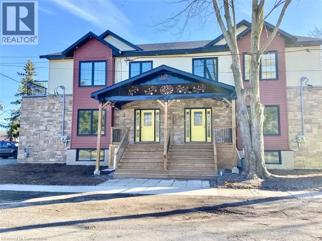 Triplex for rent: 664 King Street, Port Colborne, Ontario L3K 4H9