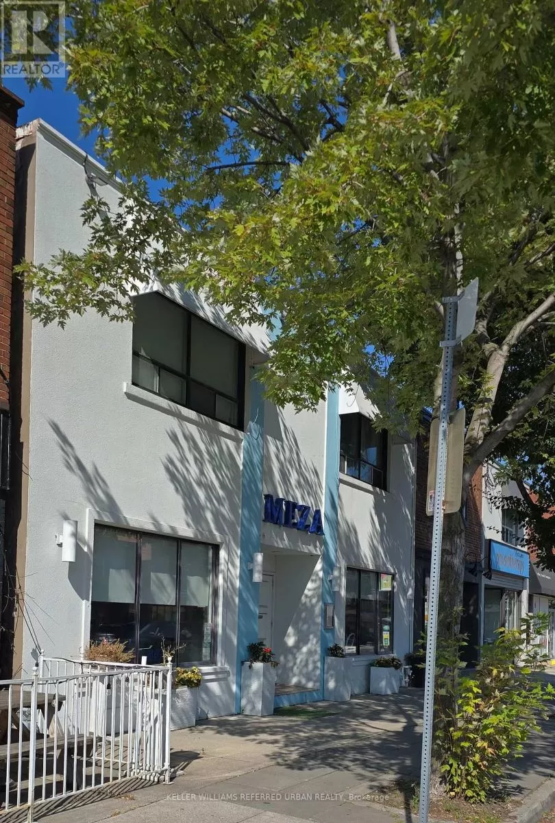 664 The Queensway 662, Toronto, Ontario M8Y 1K7