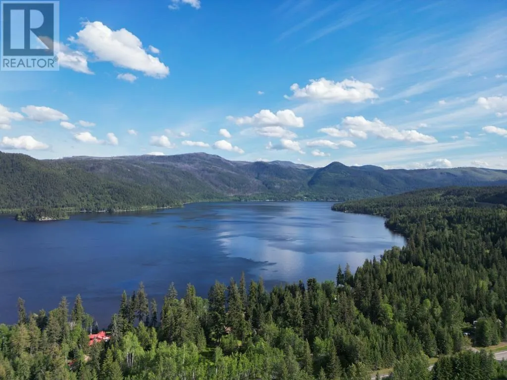 House for rent: 6649 Rayfield Road, 70 Mile House, British Columbia V0K 2K0