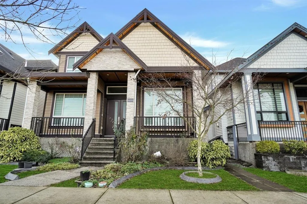 House for rent: 6655 121a Street, Surrey, British Columbia V3W 0H8