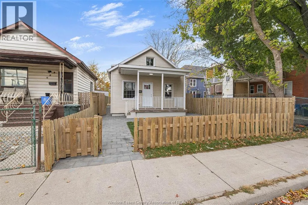 House for rent: 666 Brant, Windsor, Ontario N9A 3E6