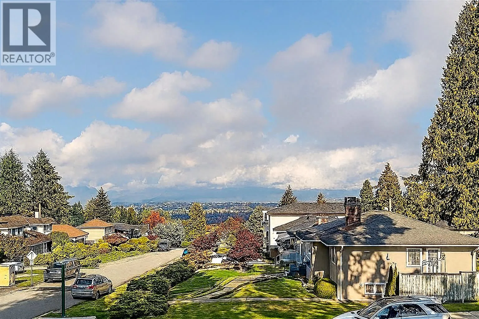 Duplex for rent: 6660-6662 Stanley Street, Burnaby, British Columbia V5E 1T8