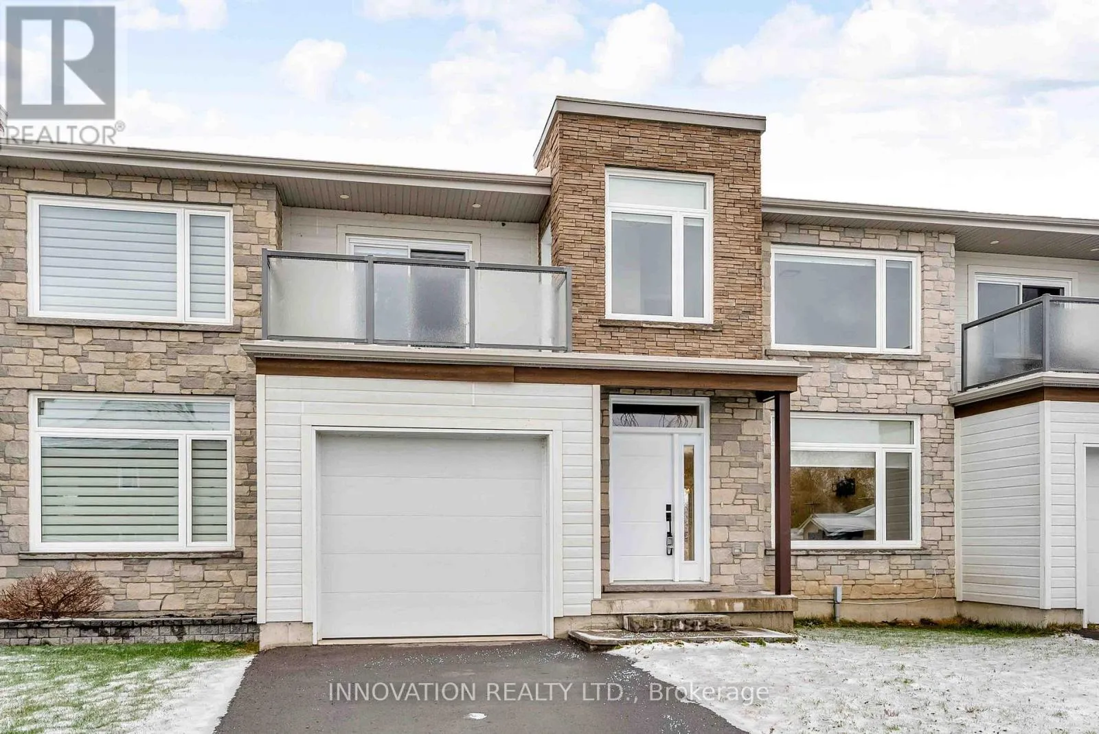 Row / Townhouse for rent: 6664 Glen Walter Park Road, South Glengarry, Ontario K6H 5R5