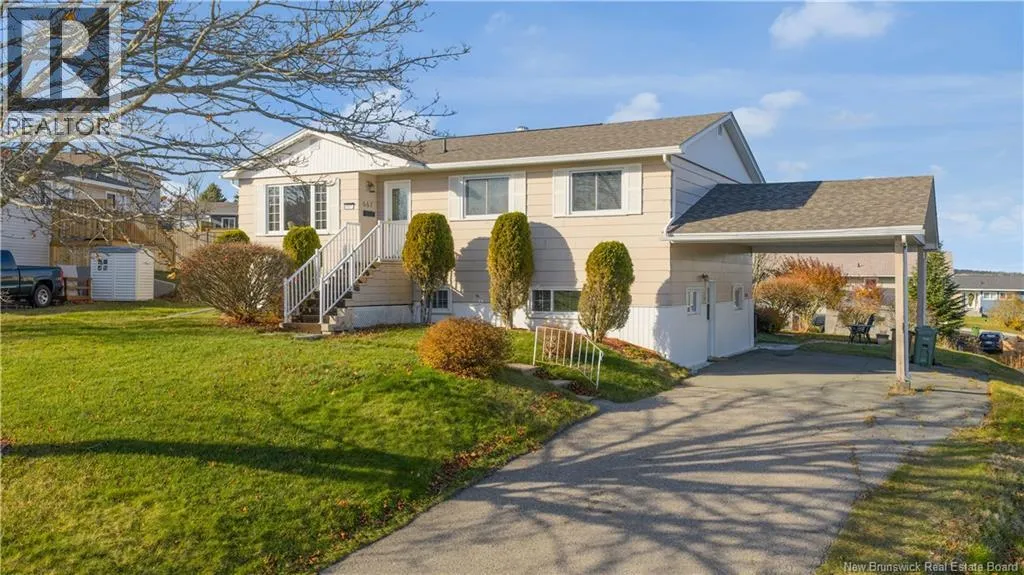 667 Bonita Avenue, Saint John, New Brunswick E2J 2T3