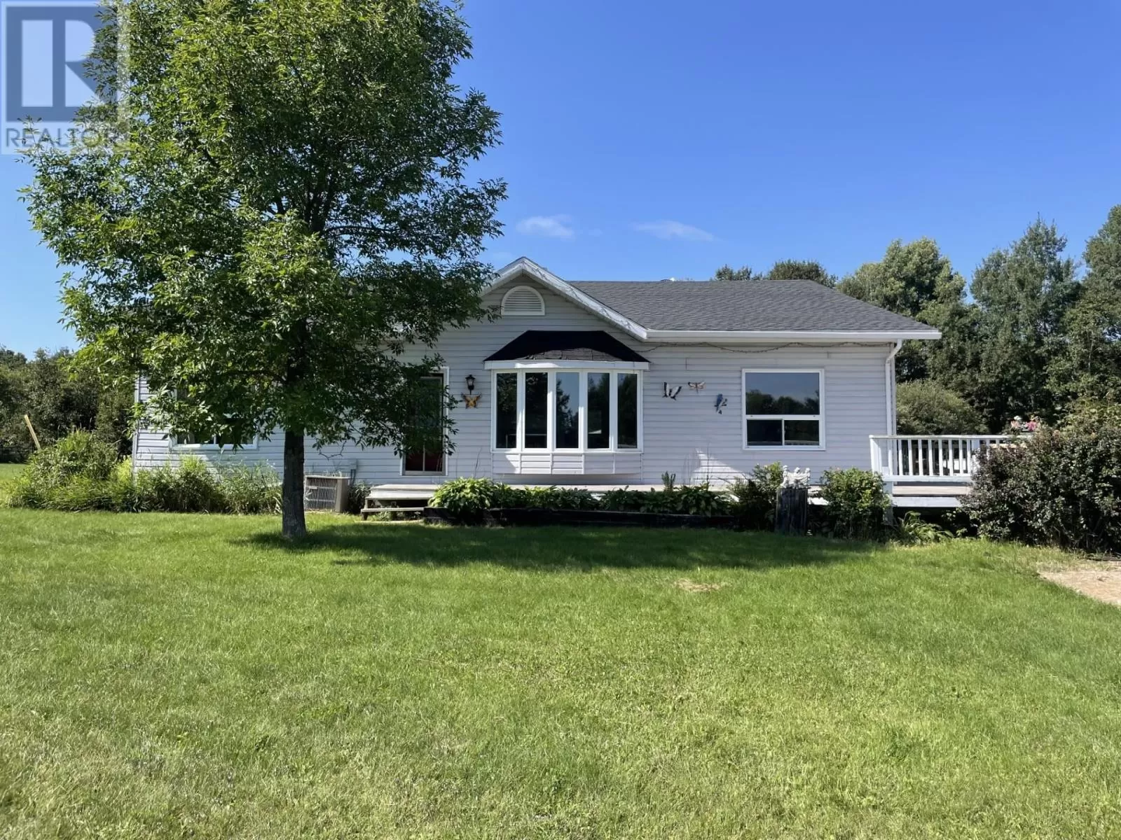 667 North Road, Upsala, Ontario P0T 2Y0