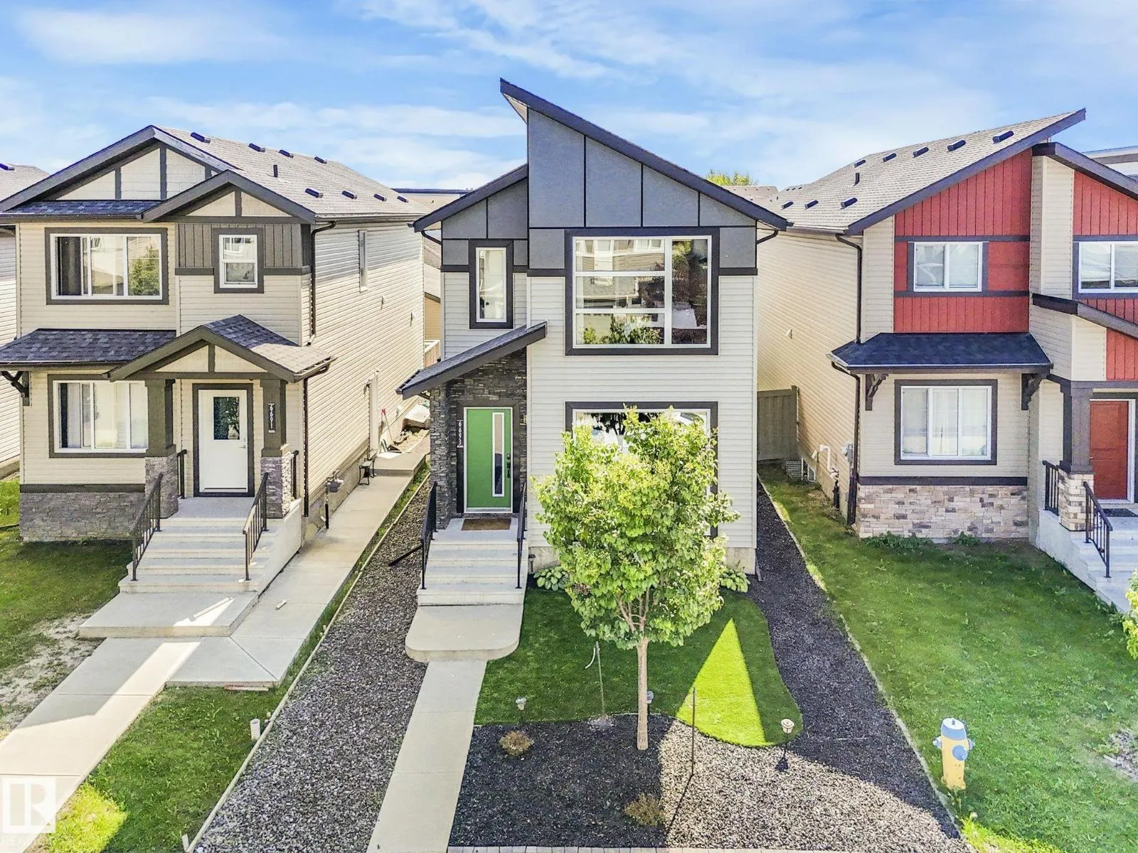 House for rent: 6693 Cardinal Rd Sw, Edmonton, Alberta T6W 2Y4