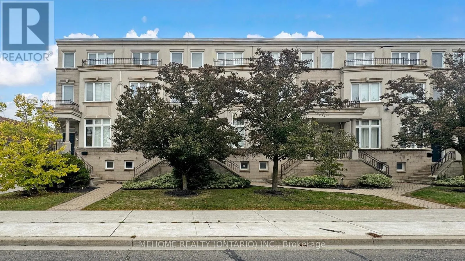 Row / Townhouse for rent: 66j Finch Avenue W, Toronto, Ontario M2N 7G1