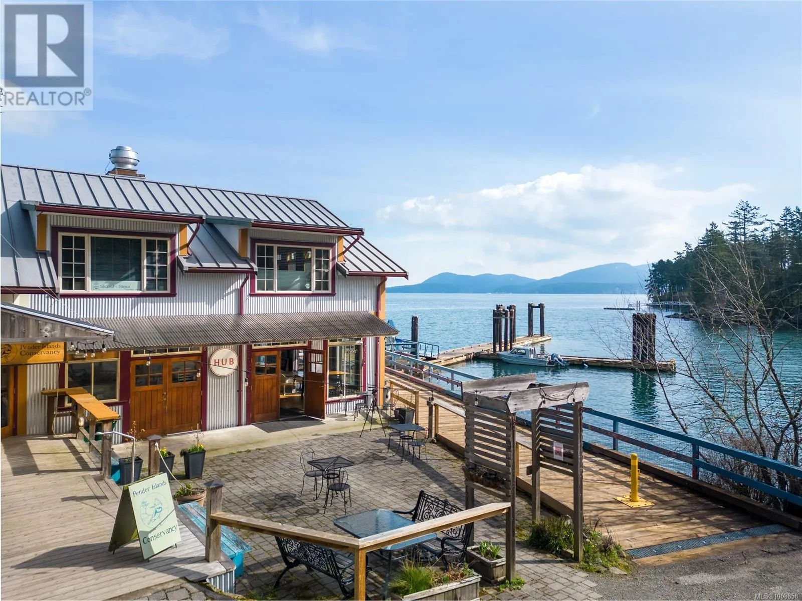 6&7 4301 Bedwell Harbour Rd, Pender Island, British Columbia V0N 2M1