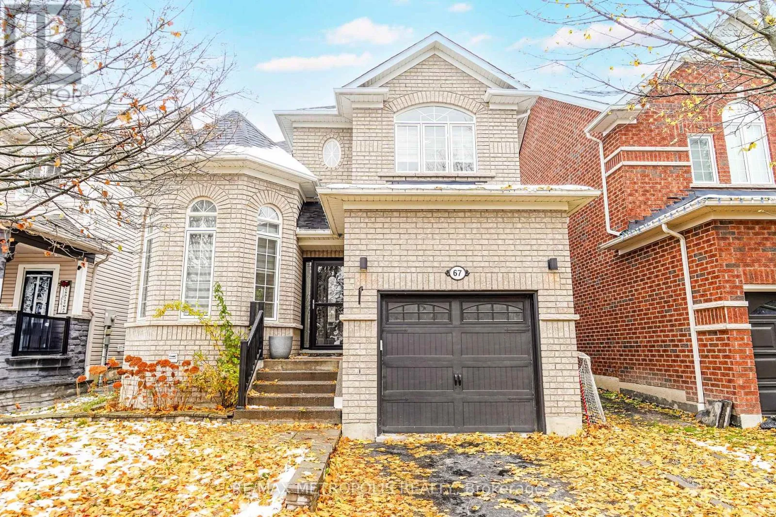 House for rent: 67 Kenilworth Crescent, Whitby, Ontario L1M 2M7