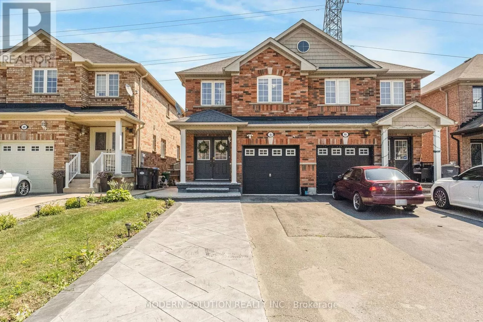 House for rent: 67 Roundstone Drive, Brampton, Ontario L6X 0K4