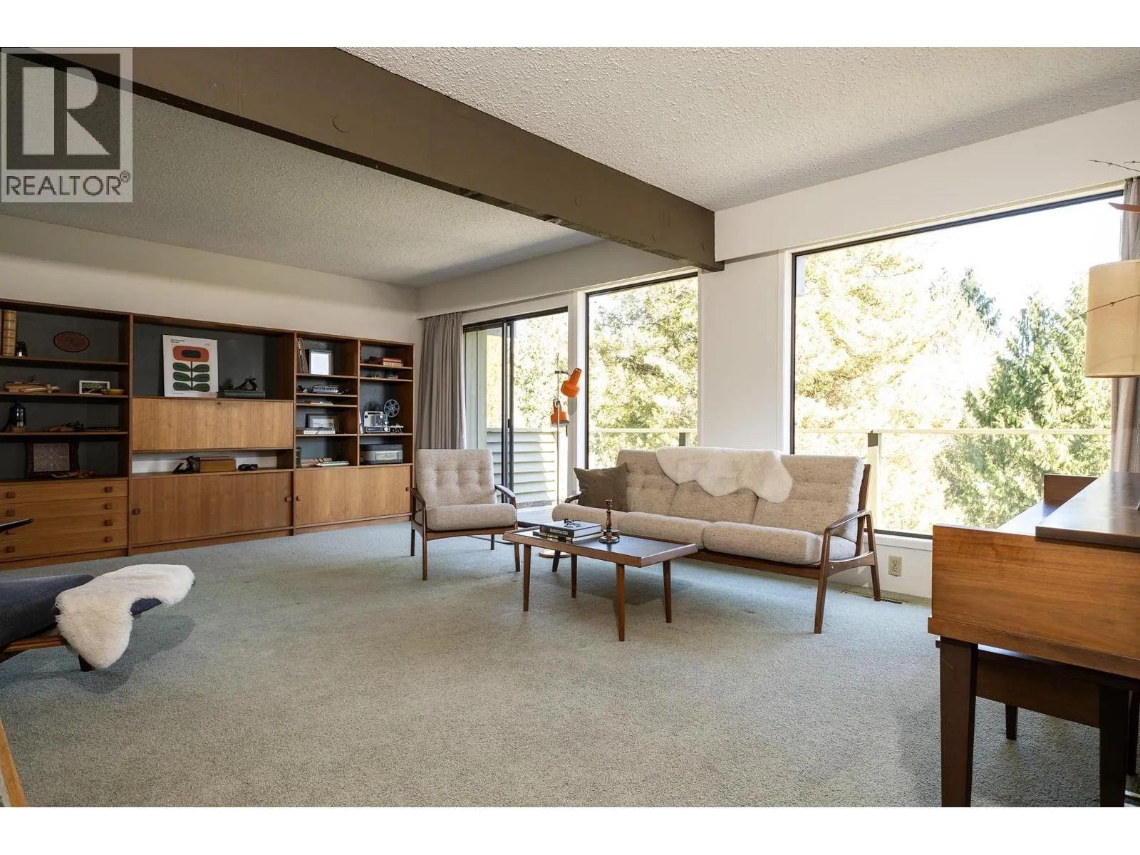 House for rent: 670 Fairmont Road, Gibsons, British Columbia V0N 1V9