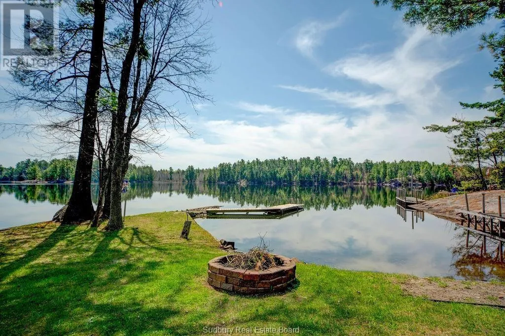 House for rent: 670 Lake Road, St. Charles, Ontario P0M 2W0