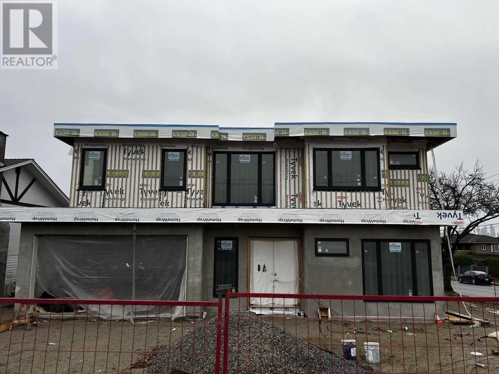 House for rent: 6708 Winch Street, Burnaby, British Columbia V5B 4K2