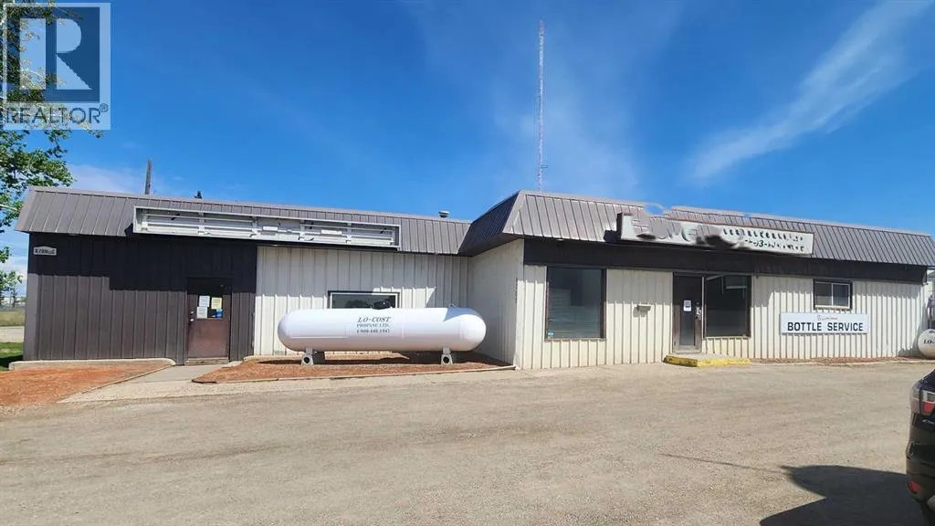 Commercial Mix for rent: 6709c Goldenwest Avenue, Red Deer, Alberta T4P 1A7