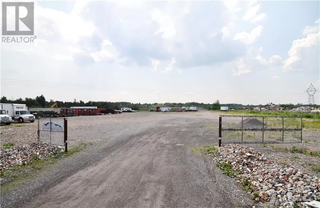 6710 Bank Street, Ottawa, Ontario K0A 2P0