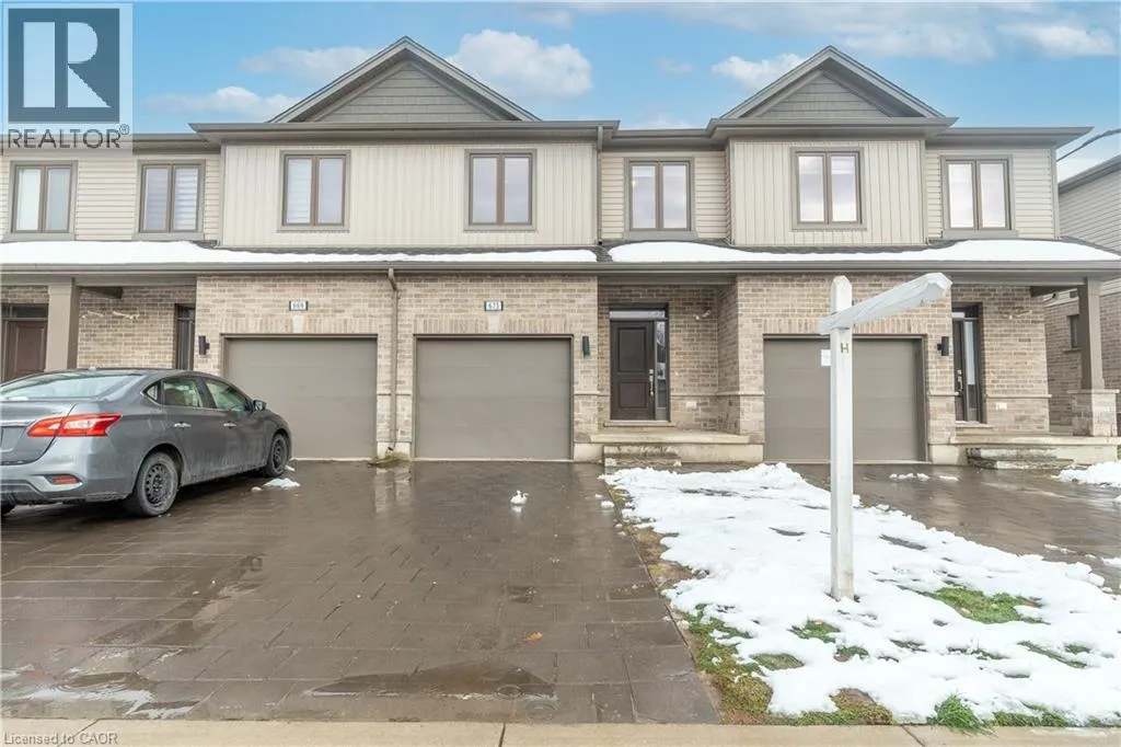 Row / Townhouse for rent: 673 Chelton Road, London, Ontario N6M 0J1