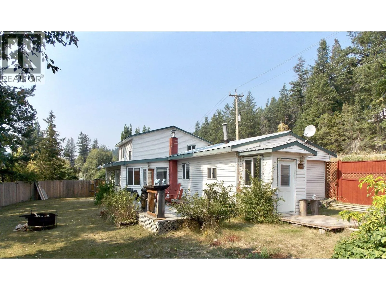 House for rent: 6735 Lagerquist Road, McLeese Lake, British Columbia V0L 1P0