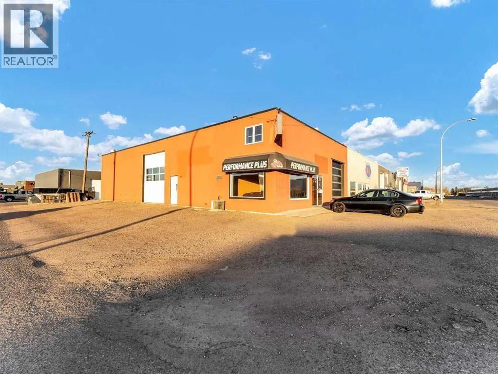 674 17 Street Sw, Medicine Hat, Alberta T1A 4x7