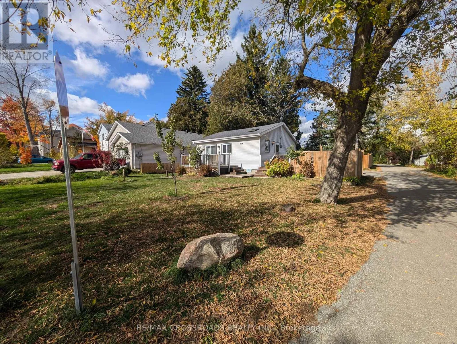 House for rent: 674 Chestnut Street, Innisfil, Ontario L9S 2H7