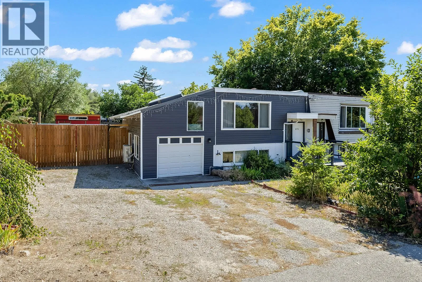 Duplex for rent: 675 Webster Road, Kelowna, British Columbia V1X 4V6