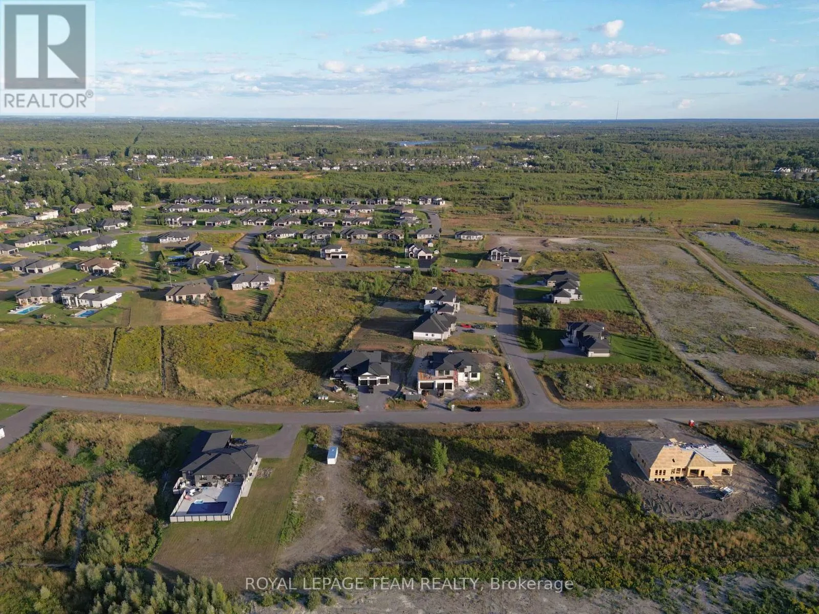 6750 Still Meadow Way, Ottawa, Ontario K4P 1B8