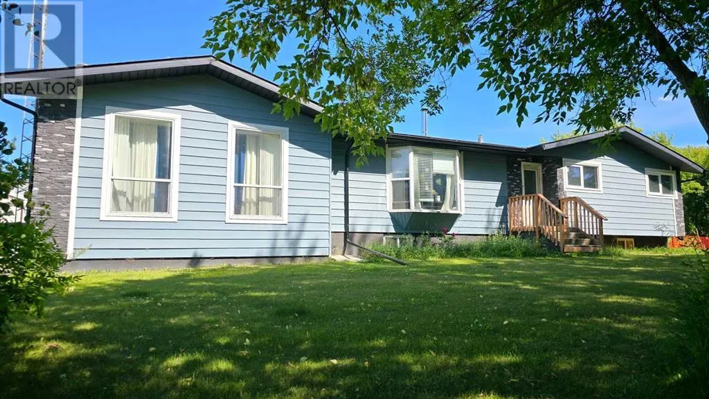 House for rent: 67537, 858 Hwy, Plamondon, Alberta T0A 2T0