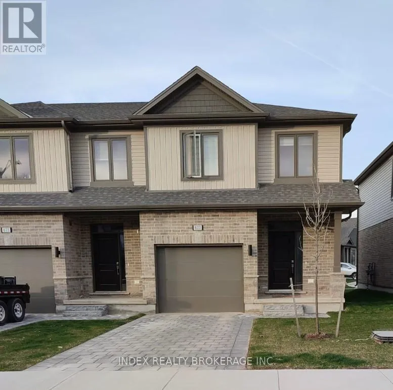 Row / Townhouse for rent: 677 Chelton Road, London South, Ontario N6M 0J1