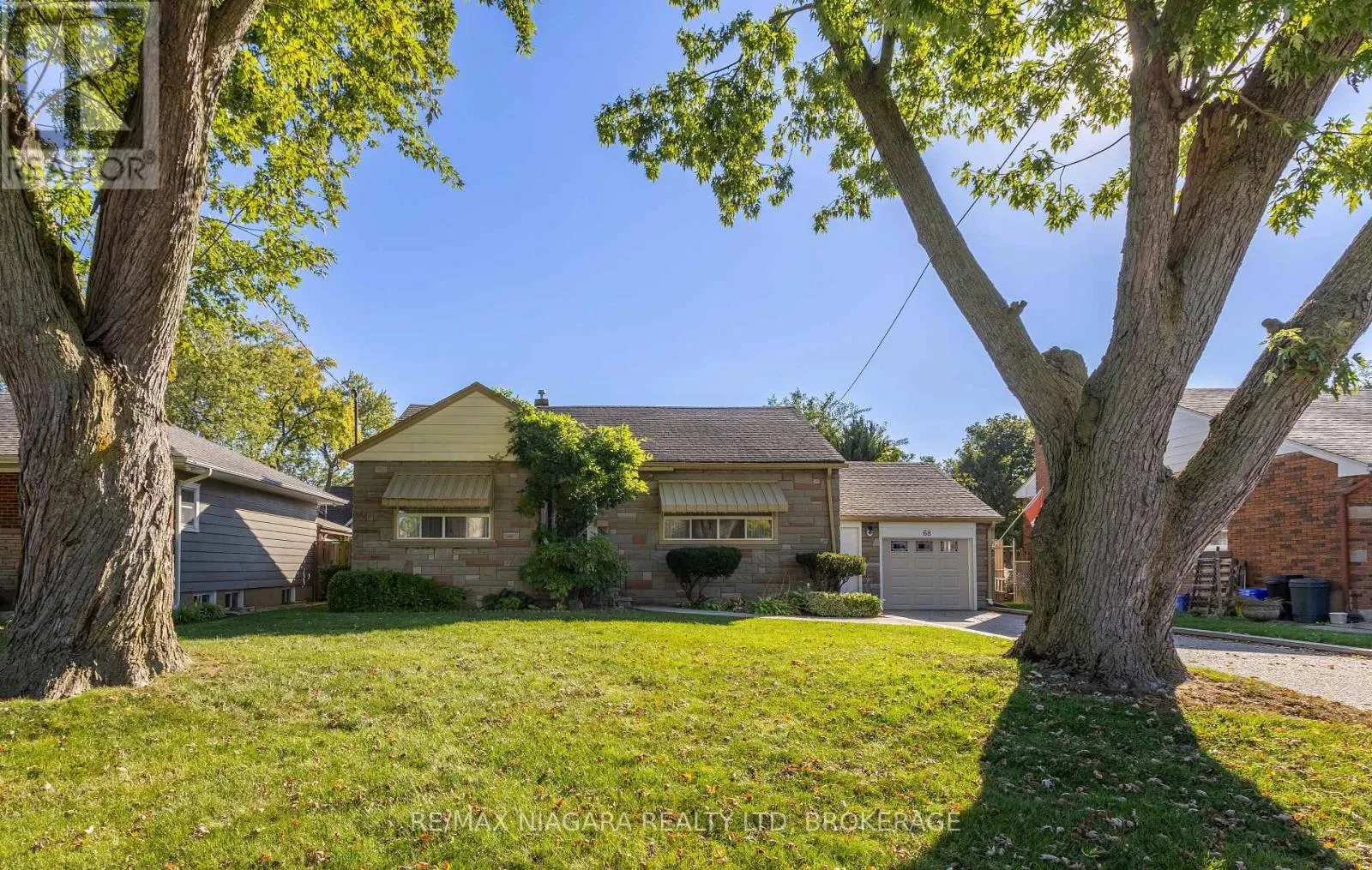 House for rent: 68 Connaught Avenue, Welland, Ontario L3C 1G5