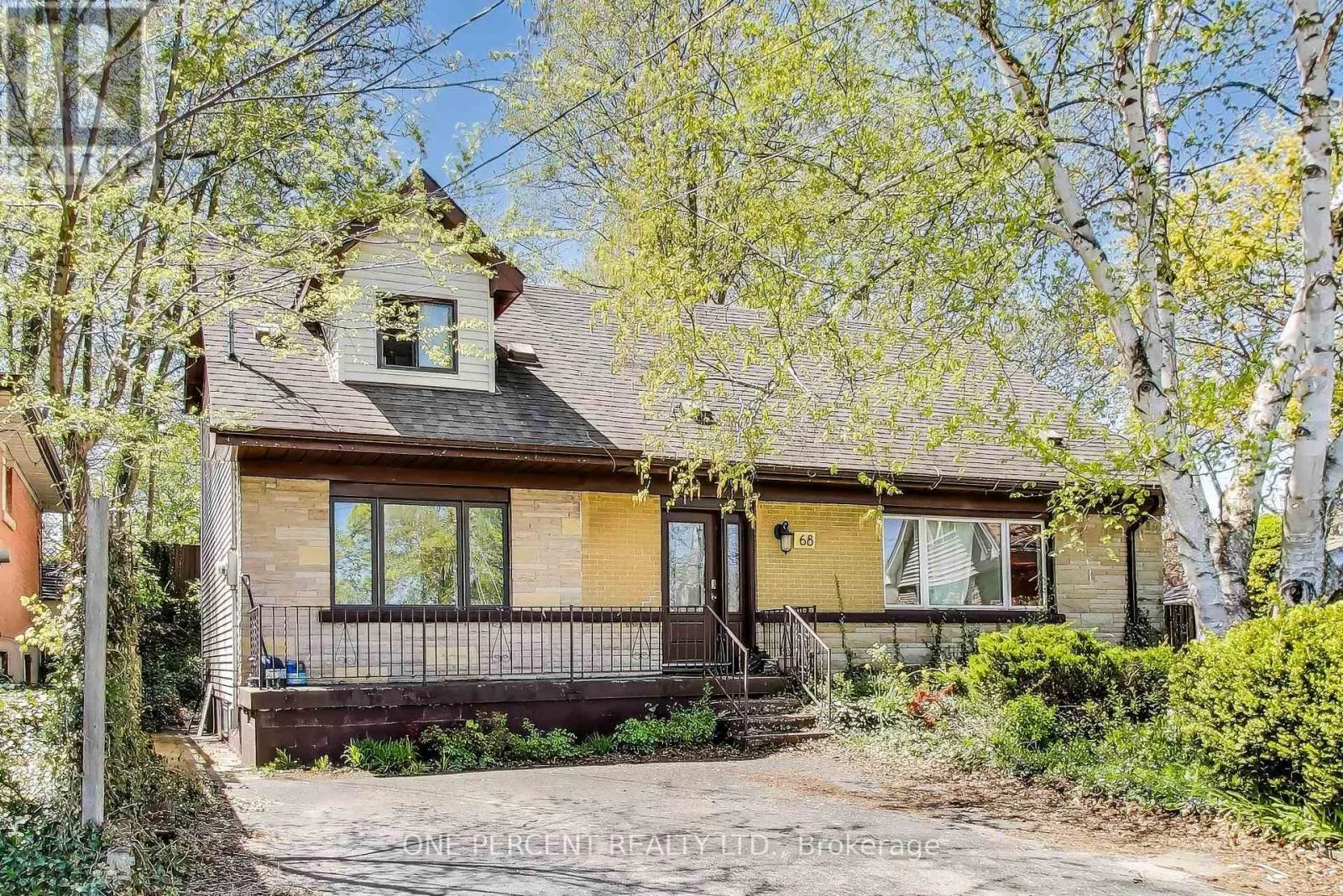 House for rent: 68 Harold Court, Hamilton, Ontario L8S 2R9