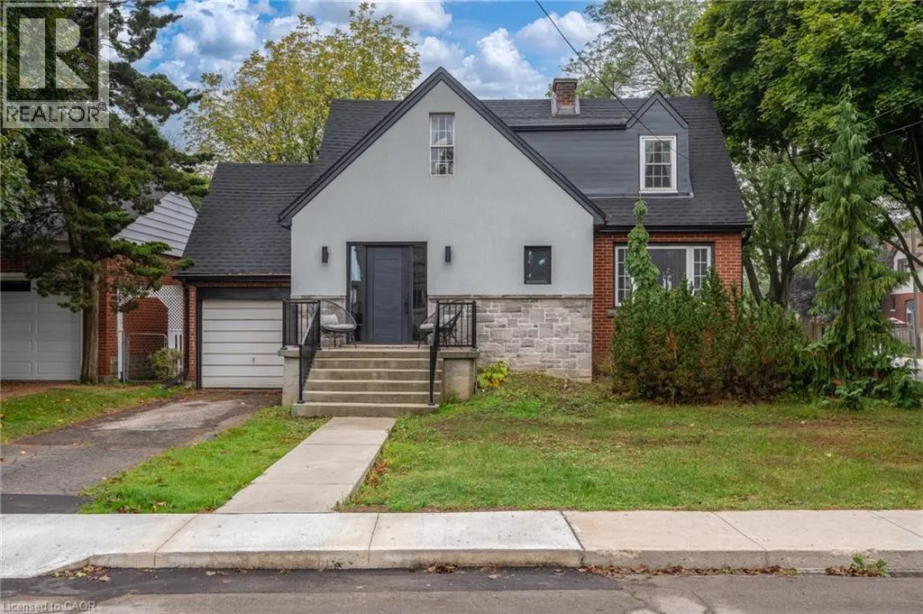 House for rent: 68 Mountain Park Avenue, Hamilton, Ontario L9A 1A3