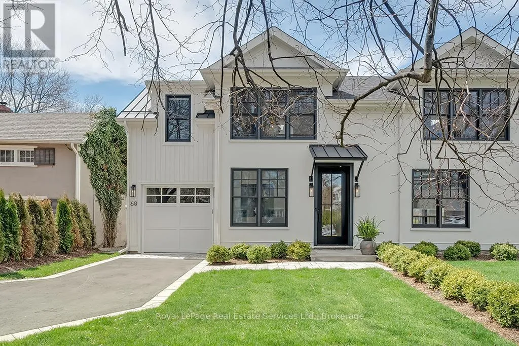 Row / Townhouse for rent: 68 Navy Street, Oakville, Ontario L6J 2Y9