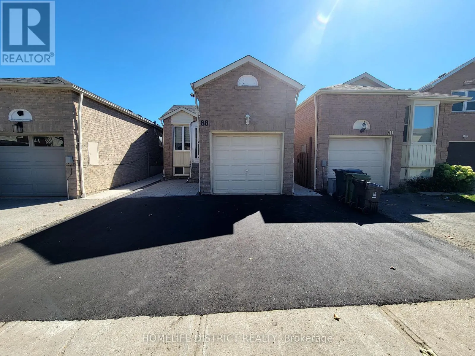 House for rent: 68 Pioneer Pathway, Toronto, Ontario M1B 3S3