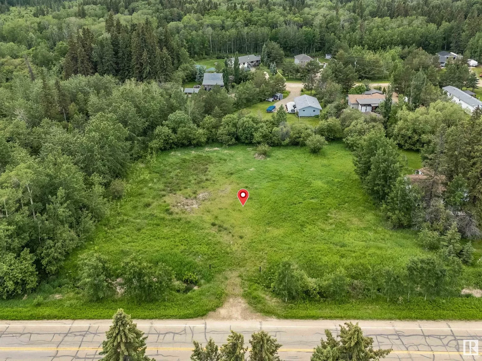 No Building for rent: 6801 50 St, Rural Wetaskiwin County, Alberta T0C 2C0