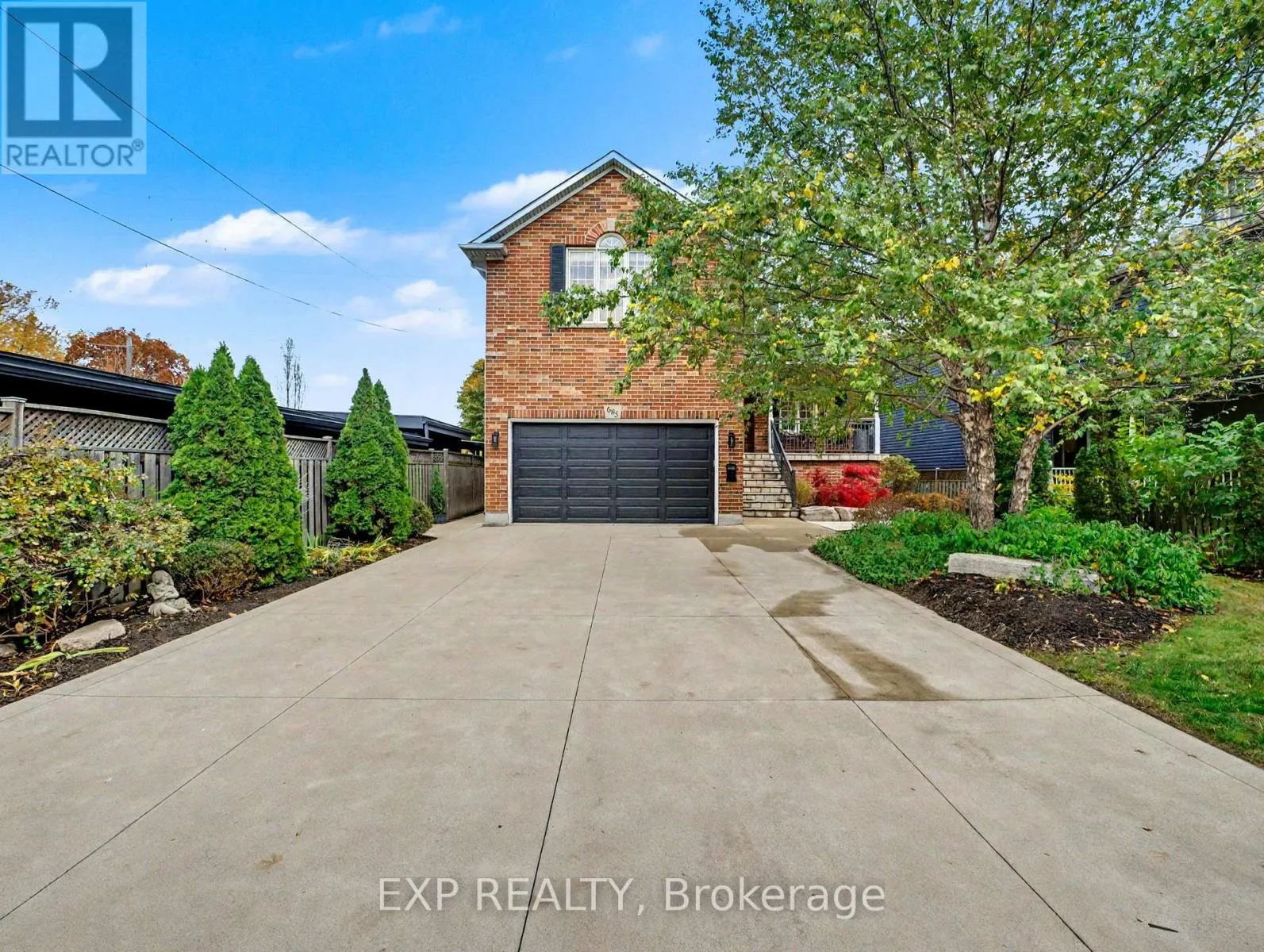 House for rent: 685 Beach Boulevard, Hamilton, Ontario L8H 6Y5