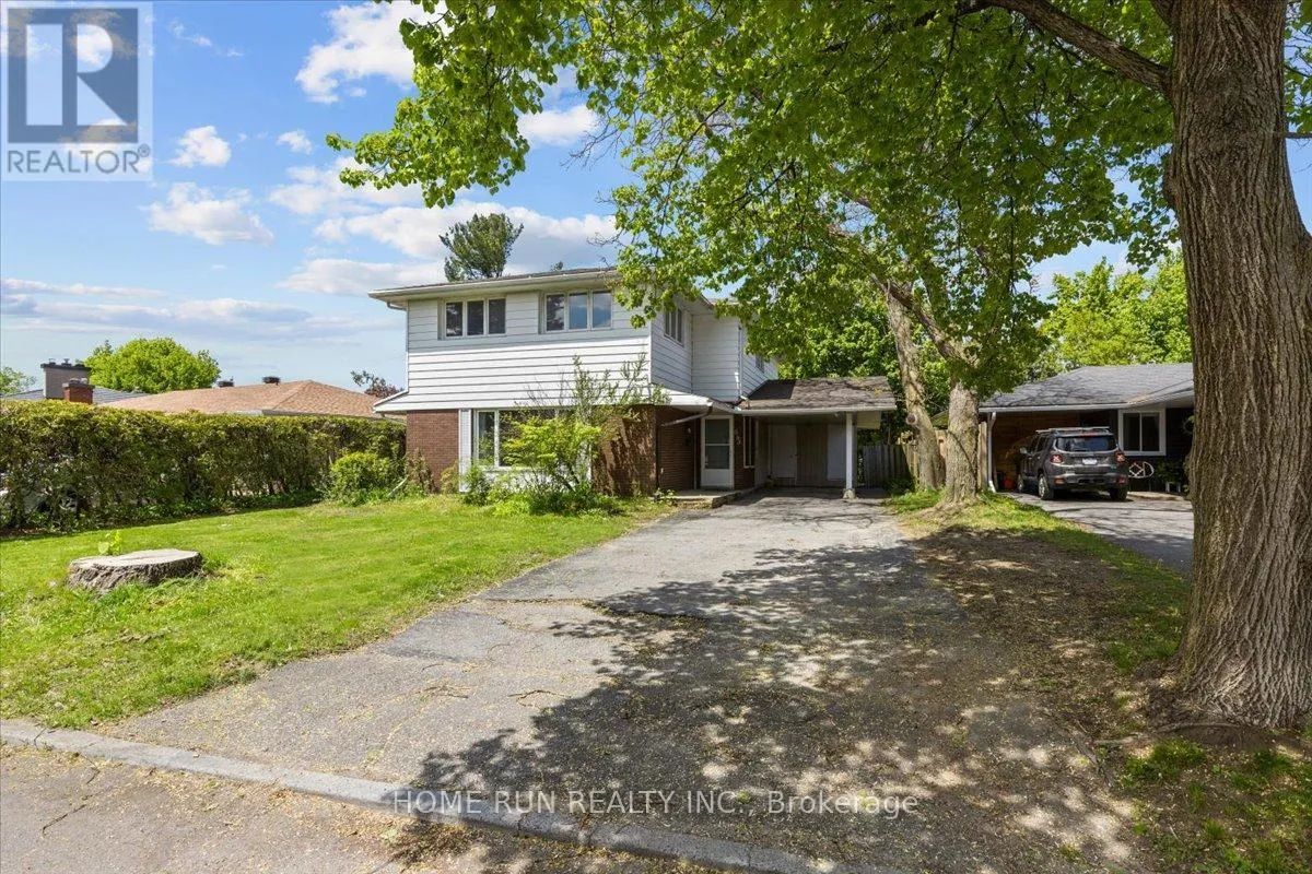 House for rent: 685 Farmington Avenue, Ottawa, Ontario K1V 7H4