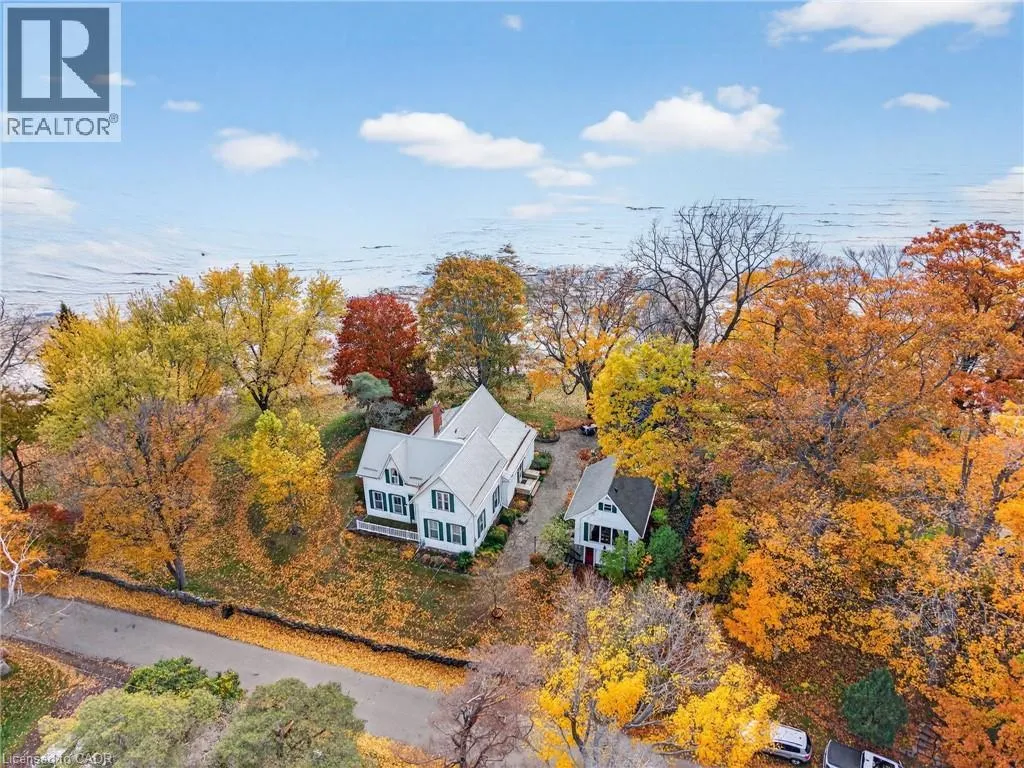 House for rent: 685 Sandy Bay Road, Dunnville, Ontario N1A 2W6